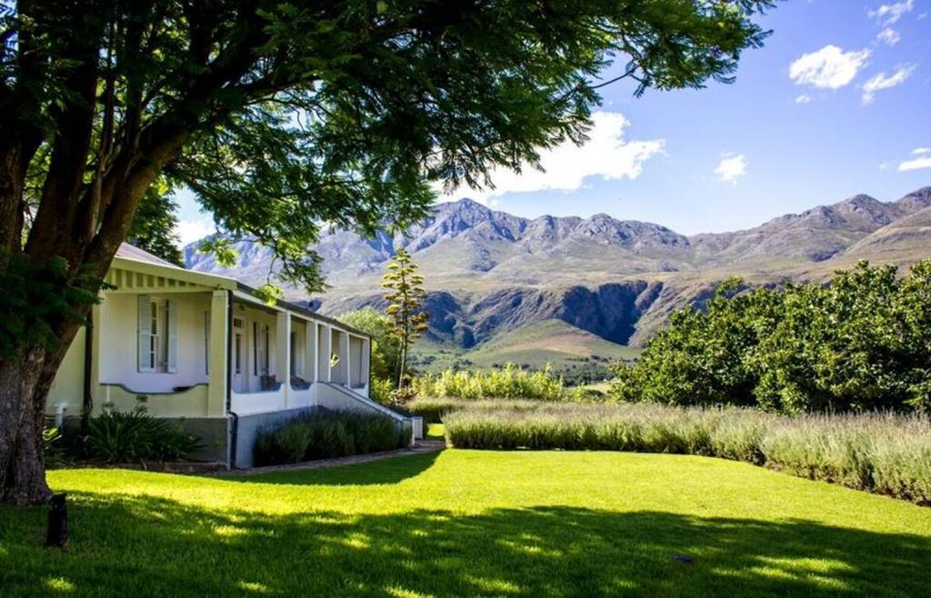 Swartberg Country Manor Guest House Matjiesrivier  ภายนอก รูปภาพ